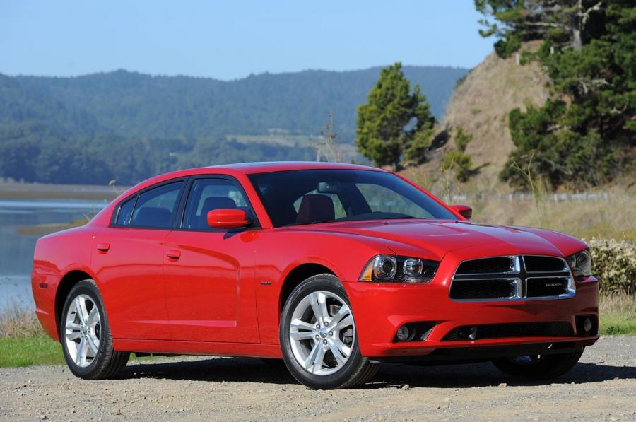  Dodge Charger 2011 года  (фото 33 из 87)